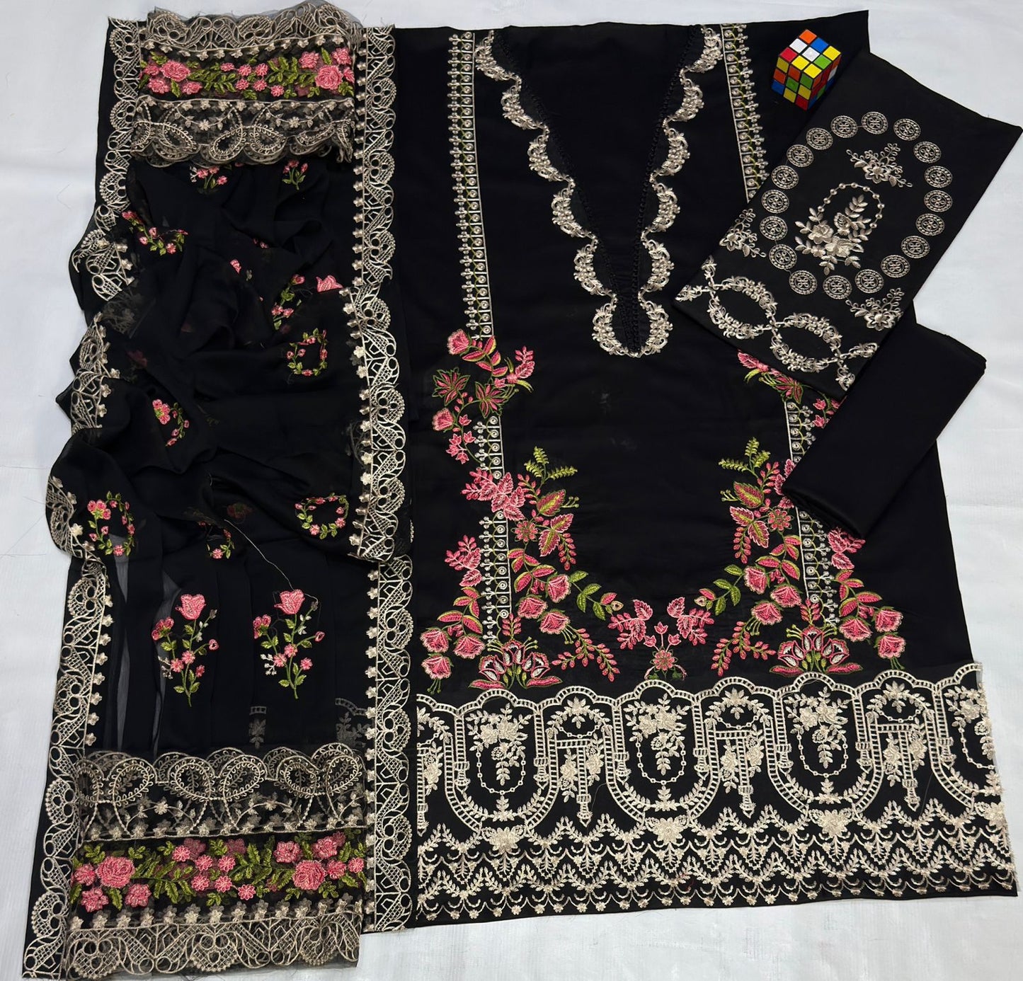 PRESENTING ELAAF MOST LUXURY EMBROIDERED | DC Free on Advance payment only