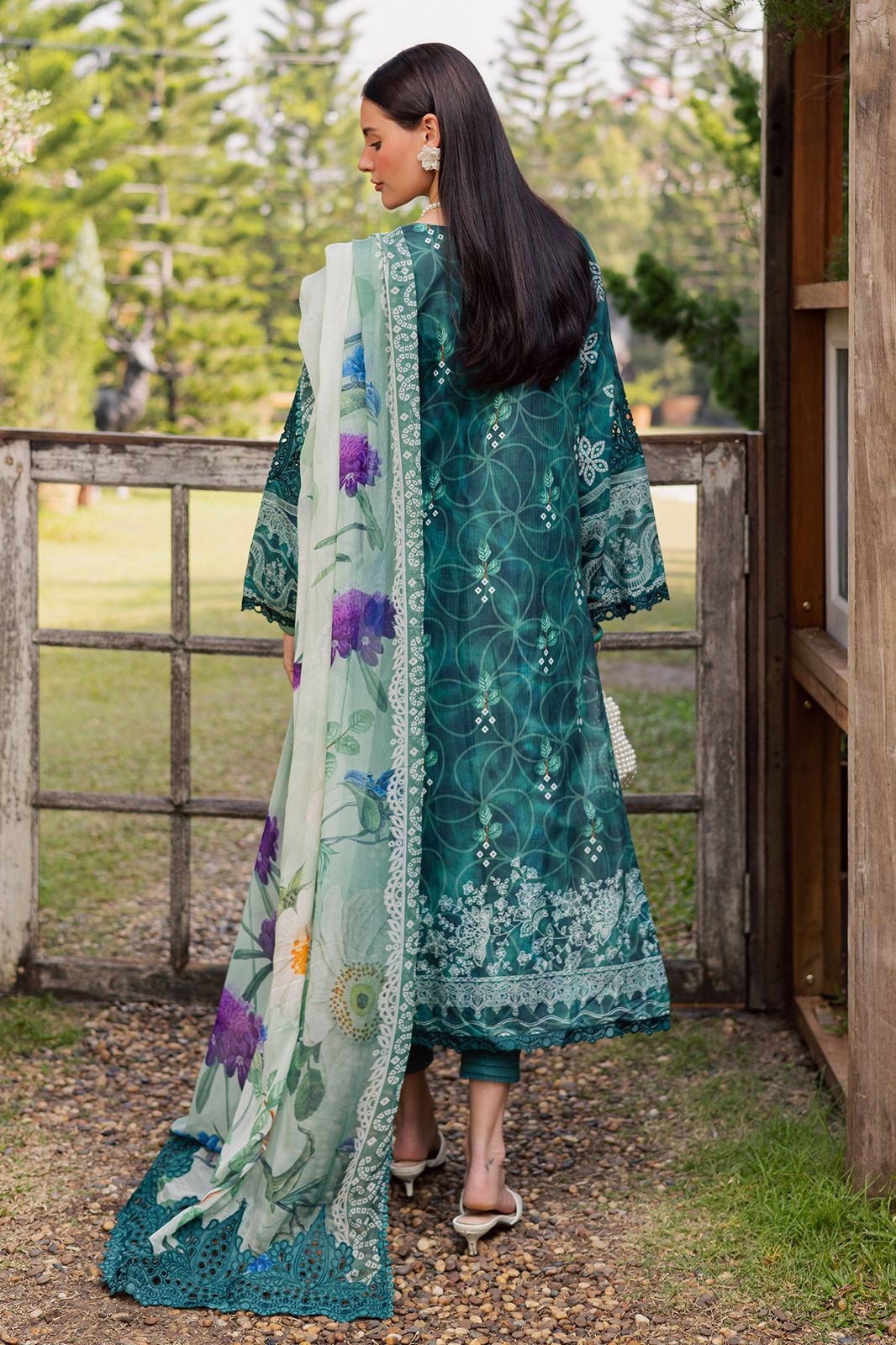 Brand Name : Nureh☆ | &nbsp;Digital Lawn &amp; Bamber Chiffon☆ | DC Free on Advance Paymnet